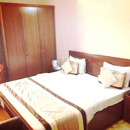 Angel Nri B&B Grander Noida Exterior foto