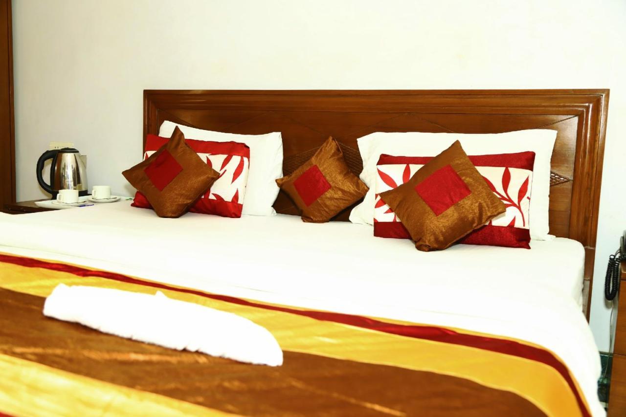 Angel Nri B&B Grander Noida Exterior foto