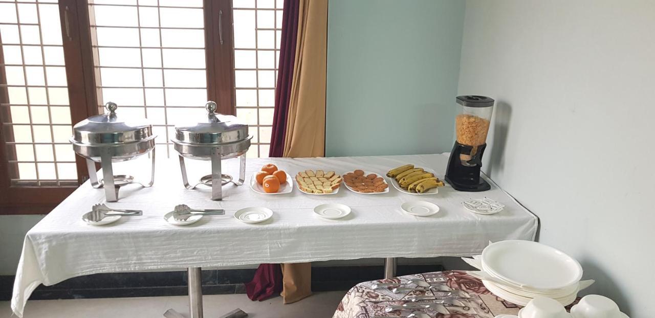 Angel Nri B&B Grander Noida Exterior foto